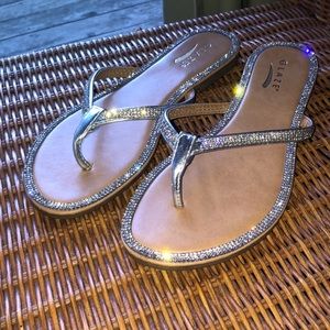 Glaze sandals